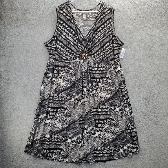 Catherines Dress Plus Size Moonlight Medallion Twist Fit & Flare 4X 30/32W NWT - Picture 1 of 11